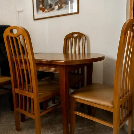 Center Two Private Bedrooms Near Scanderbeg Square On Shared Accommodatie bij particulieren *