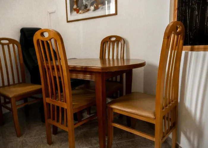 Center Two Private Bedrooms Near Scanderbeg Square On Shared Privatunterkunft *