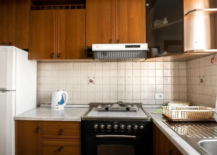 Center Two Private Bedrooms Near Scanderbeg Square On Shared