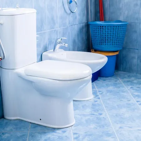 Center Two Private Bedrooms Near Scanderbeg Square On Shared טיראנה