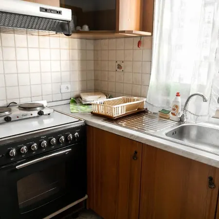 Center Two Private Bedrooms Near Scanderbeg Square On Shared * טיראנה