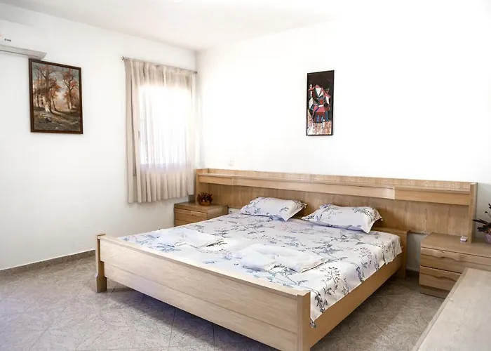 منزل للإقامة Center Two Private Bedrooms Near Scanderbeg Square On Shared
