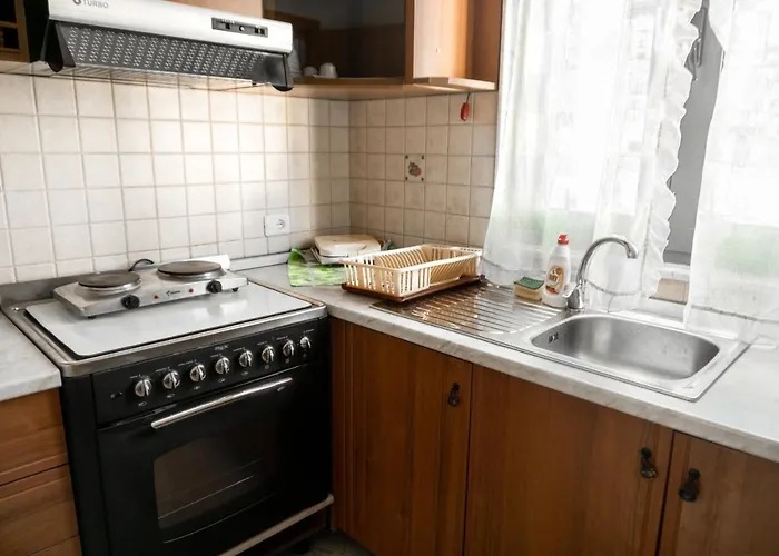 Center Two Private Bedrooms Near Scanderbeg Square On Shared * تيرانا
